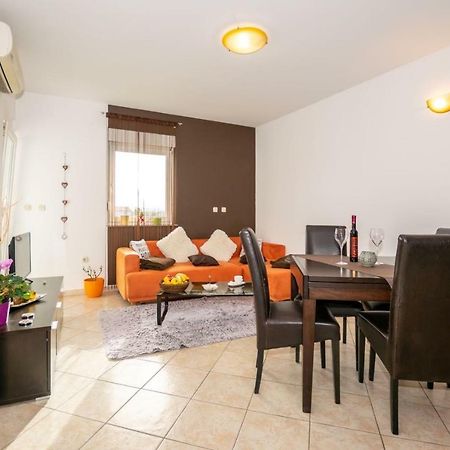 Apartment Keti Fazana Exterior photo